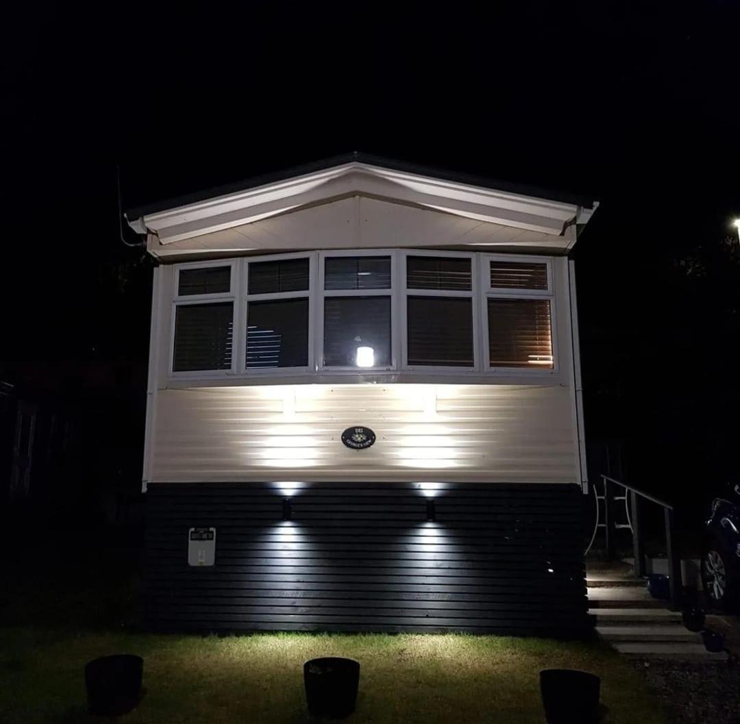 Wonderful 2 Bedroom Mobile Home Aberystwyth Extérieur photo